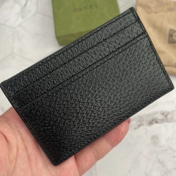 $750 New, Authentic GUCCI Black Leather Card Holder Unisex